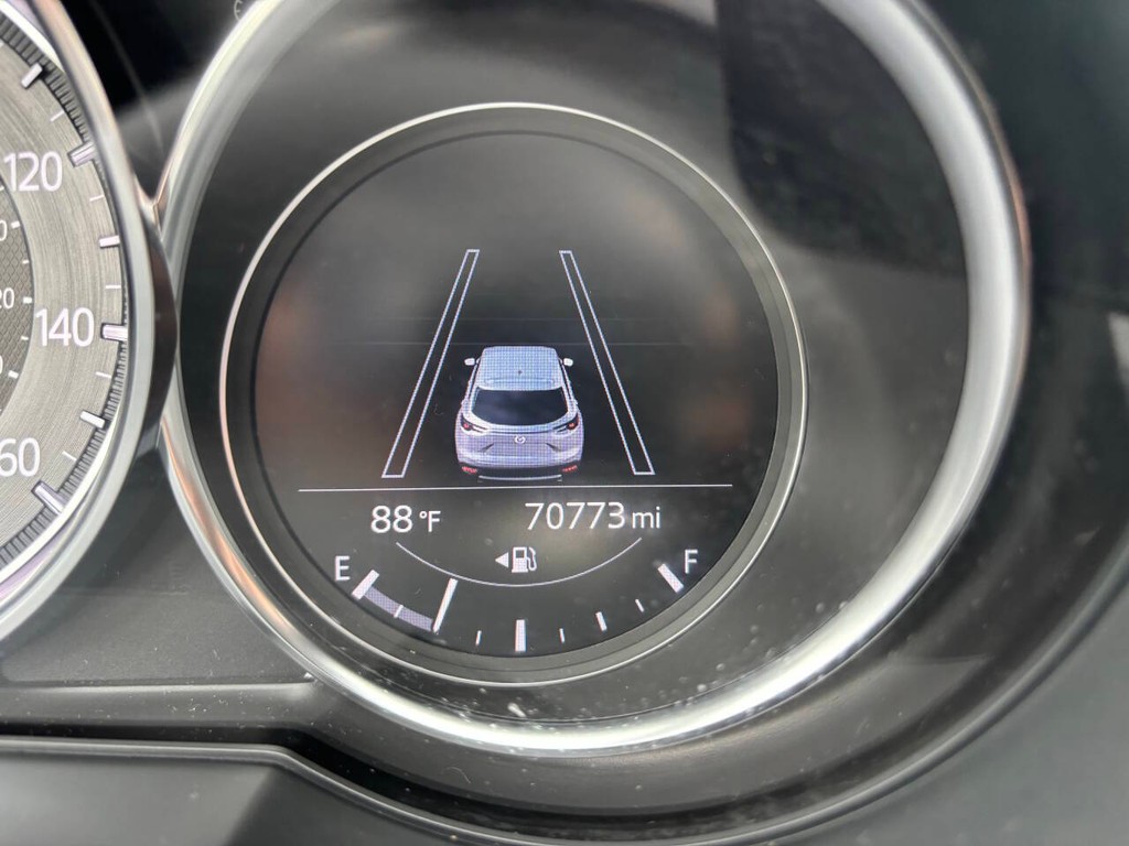 Mazda CX-9 Vehicle Full-screen Gallery Image 29