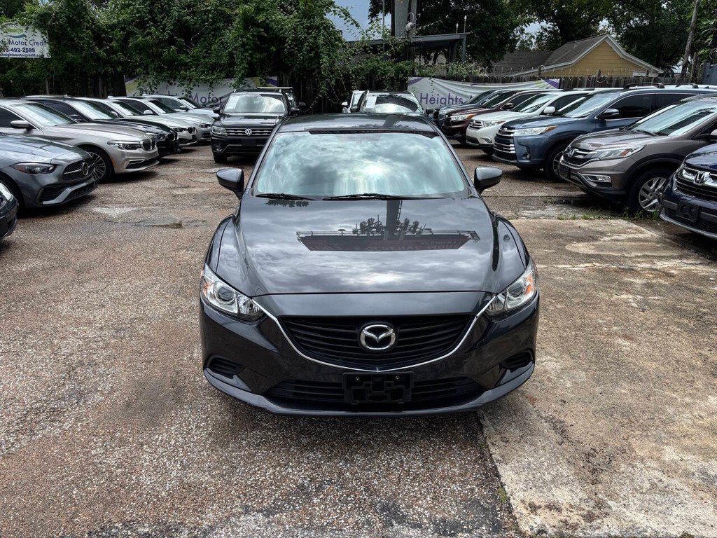 Mazda MAZDA6 Vehicle Full-screen Gallery Image 02