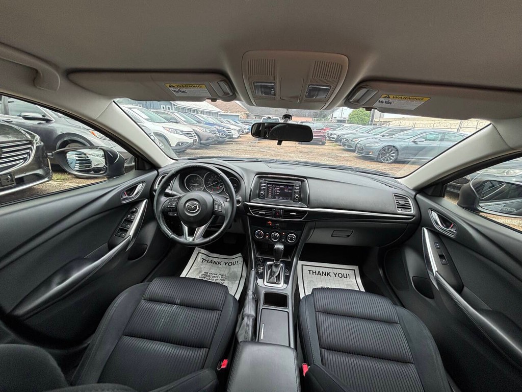 Mazda MAZDA6 Vehicle Full-screen Gallery Image 18