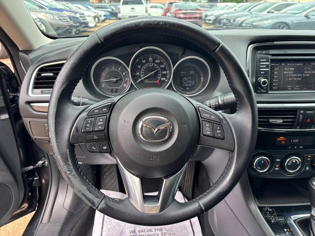 Mazda MAZDA6 Vehicle Full-screen Gallery Image 23