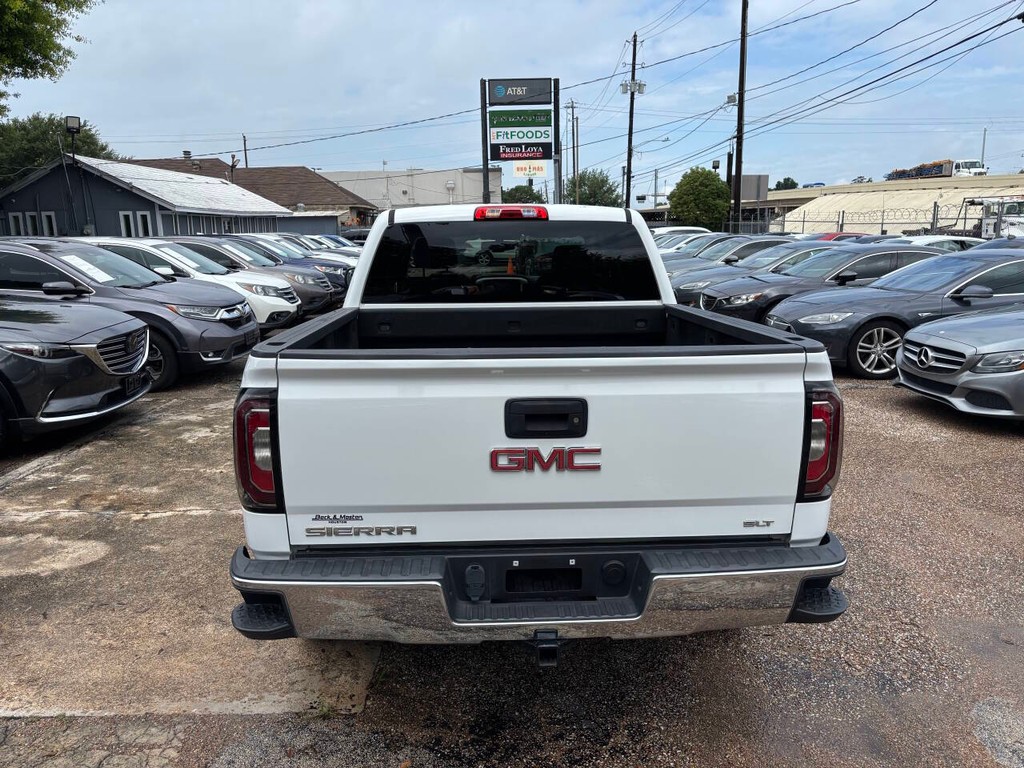 GMC Sierra 1500 Vehicle Full-screen Gallery Image 06