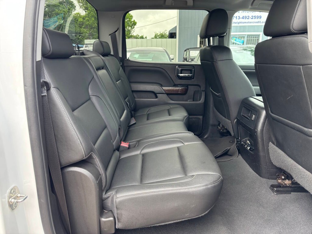 GMC Sierra 1500 Vehicle Full-screen Gallery Image 16