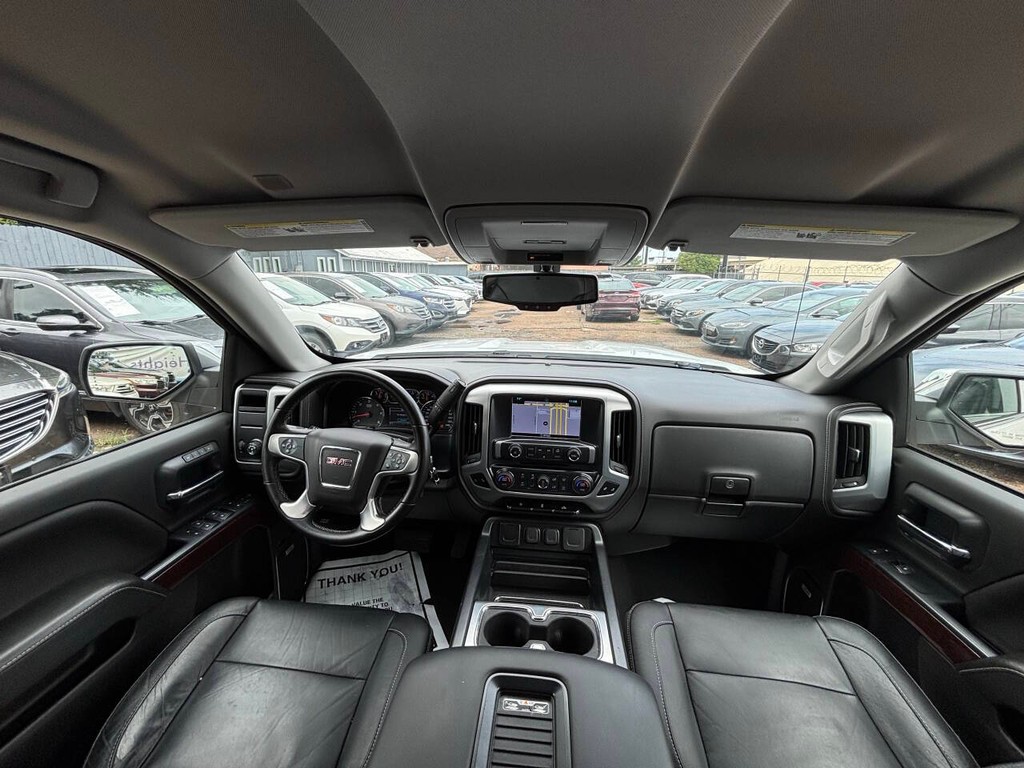 GMC Sierra 1500 Vehicle Full-screen Gallery Image 18