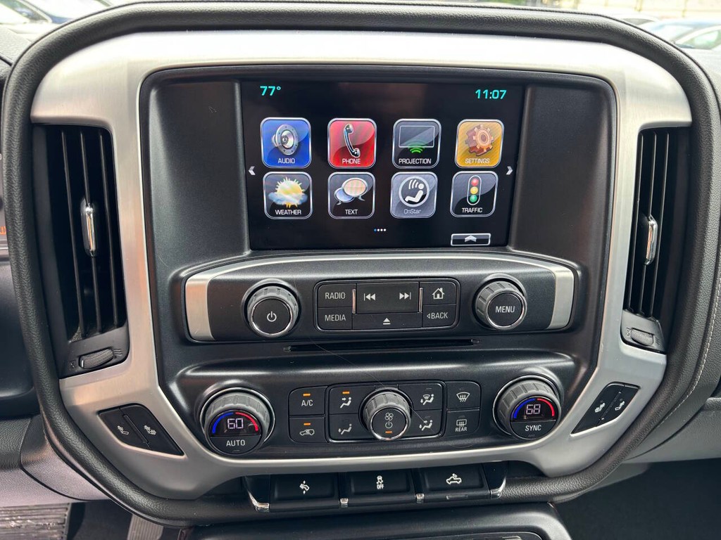 GMC Sierra 1500 Vehicle Full-screen Gallery Image 22