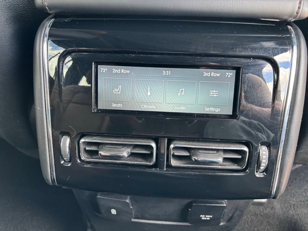 Lincoln Aviator Vehicle Full-screen Gallery Image 20