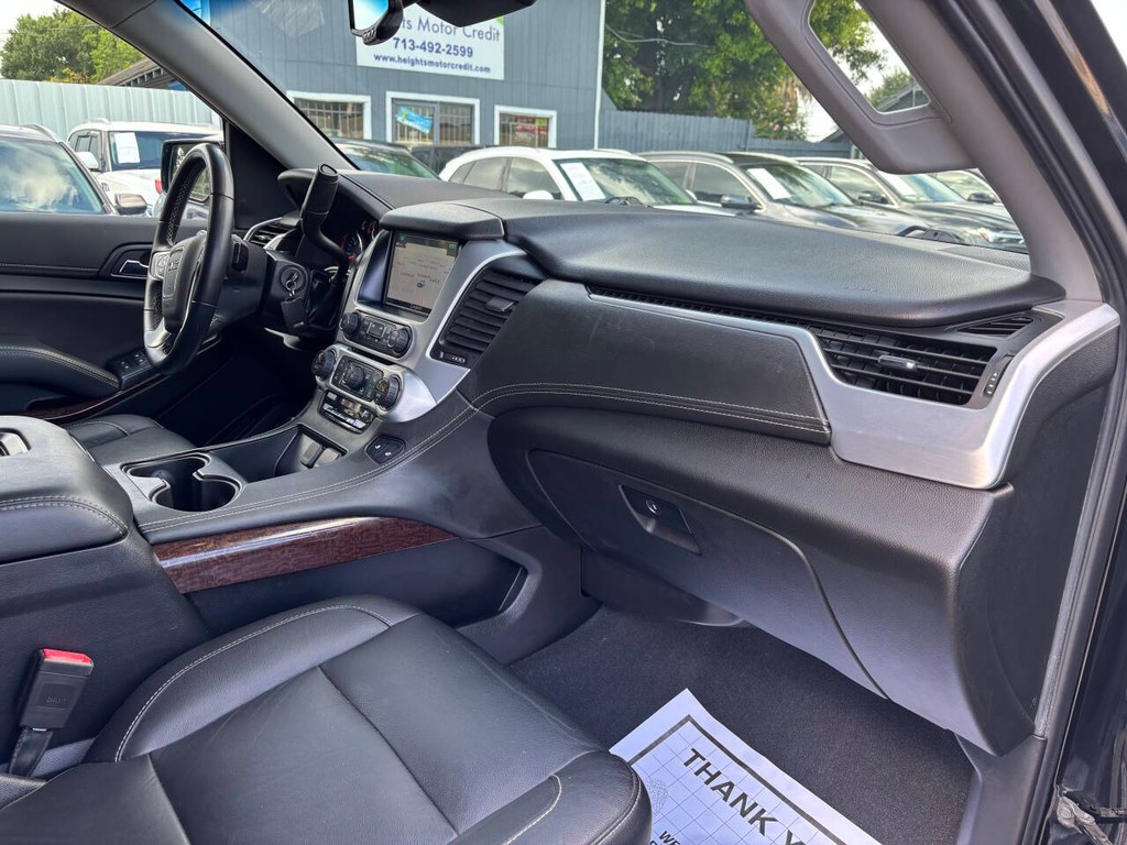 GMC Yukon Vehicle Full-screen Gallery Image 25