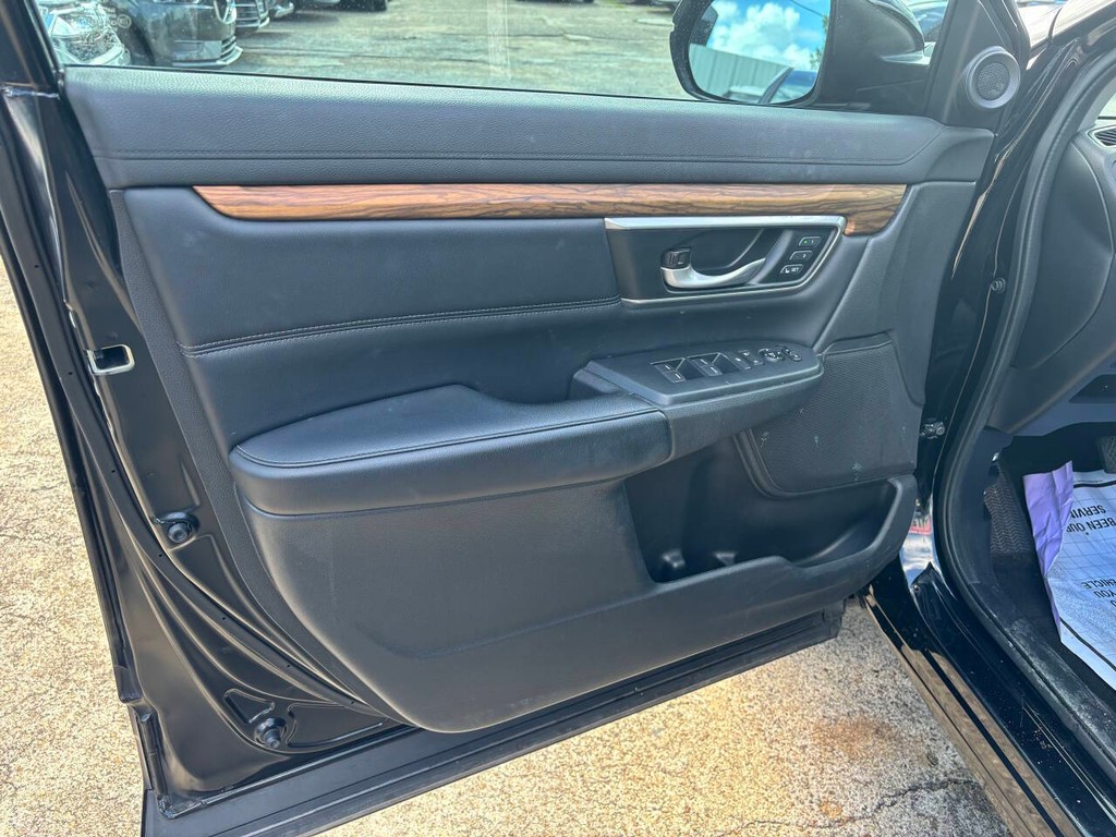 Honda CR-V Vehicle Full-screen Gallery Image 10