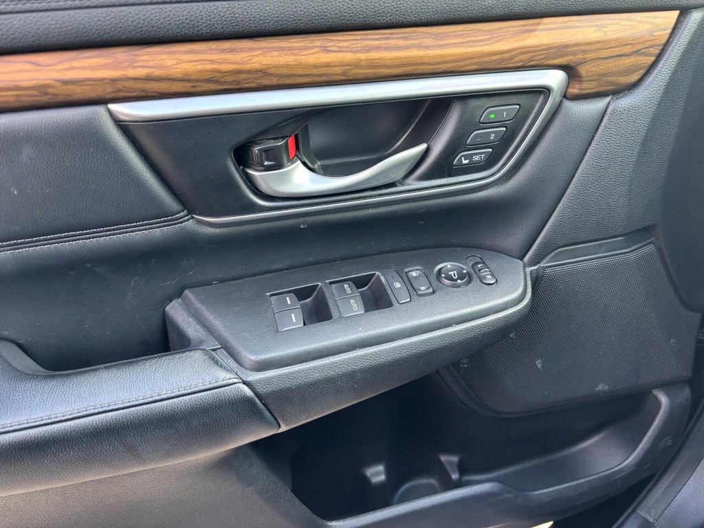 Honda CR-V Vehicle Full-screen Gallery Image 28