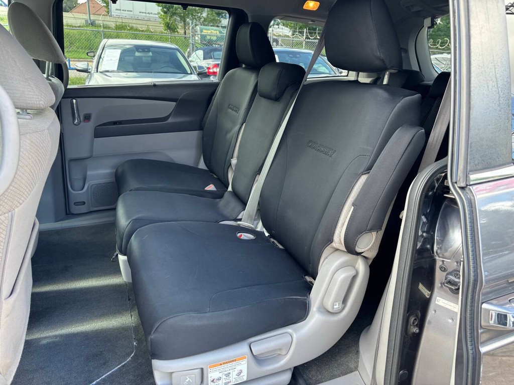 Honda Odyssey Vehicle Full-screen Gallery Image 13
