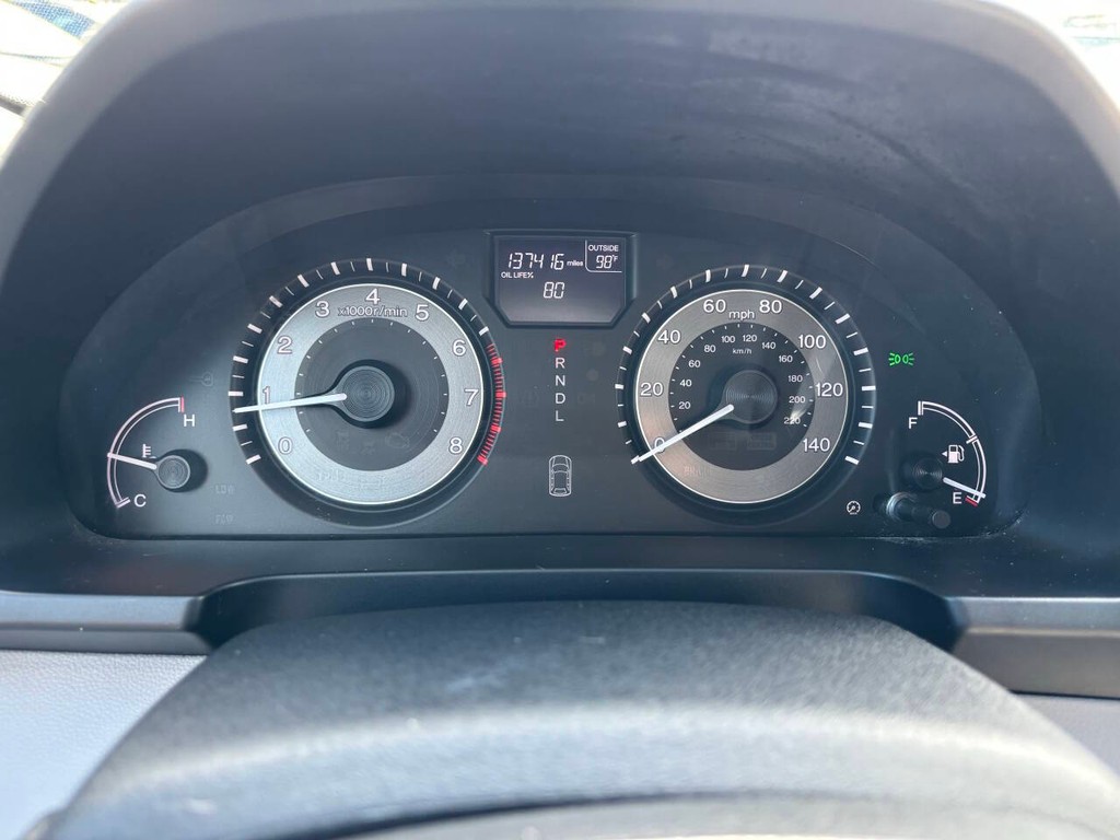 Honda Odyssey Vehicle Full-screen Gallery Image 26