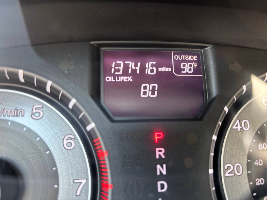 Honda Odyssey Vehicle Full-screen Gallery Image 27