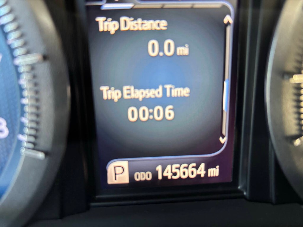 Toyota Sienna Vehicle Full-screen Gallery Image 25