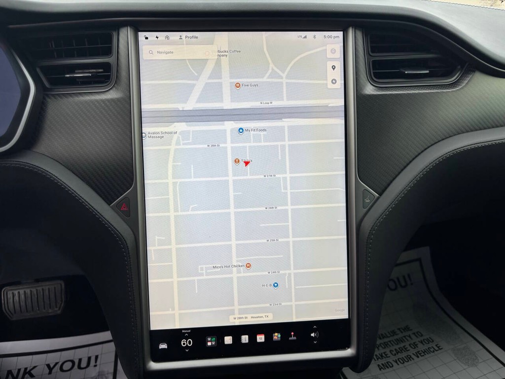Tesla Model S Vehicle Full-screen Gallery Image 20
