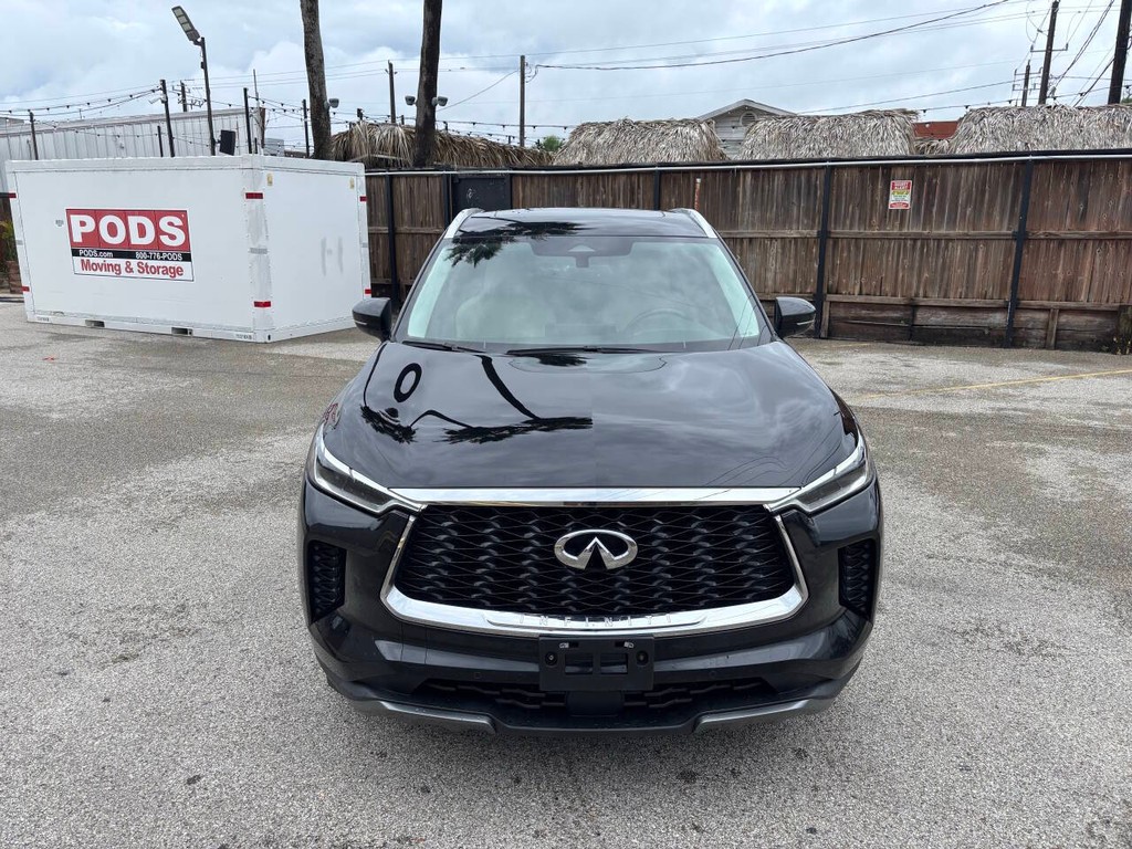 INFINITI QX60 Vehicle Full-screen Gallery Image 02