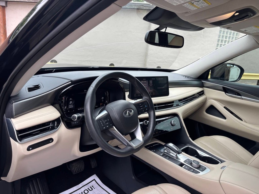 INFINITI QX60 Vehicle Full-screen Gallery Image 08