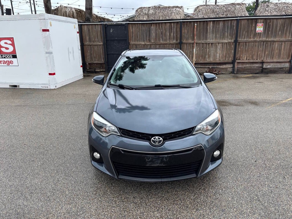 Toyota Corolla Vehicle Full-screen Gallery Image 03