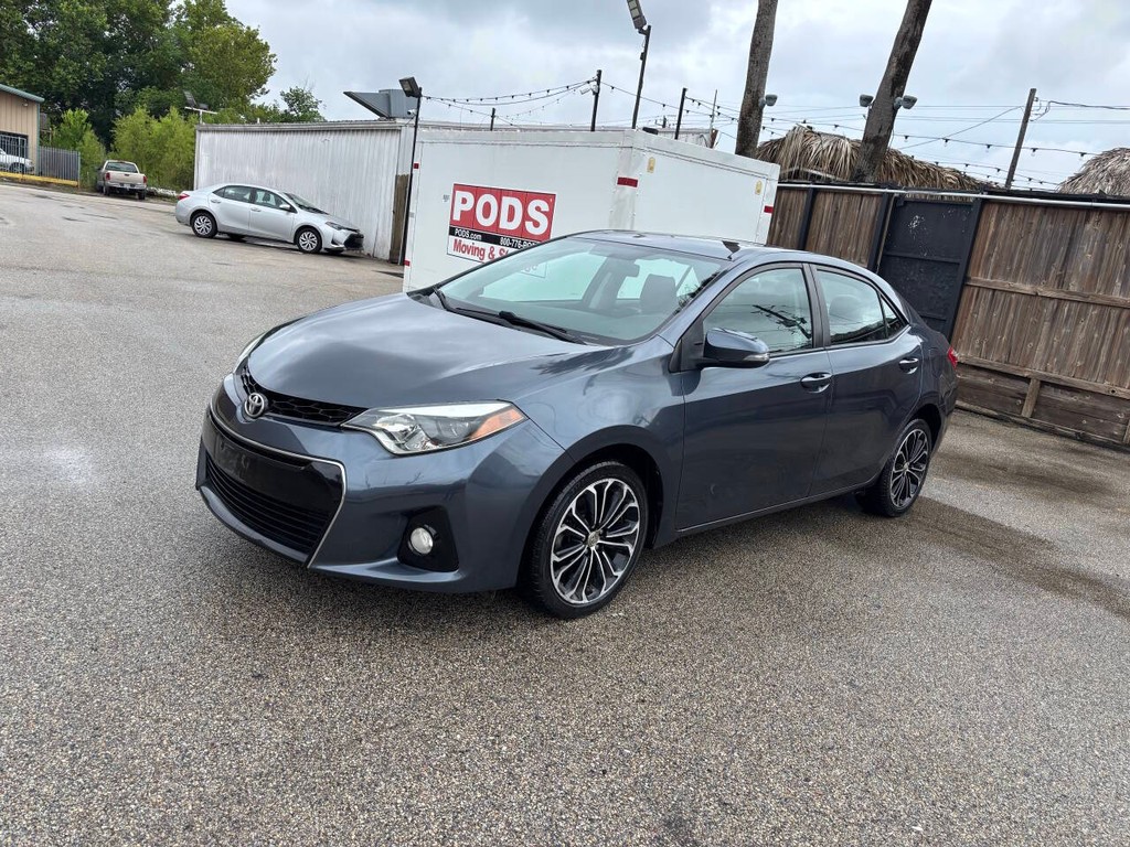 Toyota Corolla Vehicle Full-screen Gallery Image 04