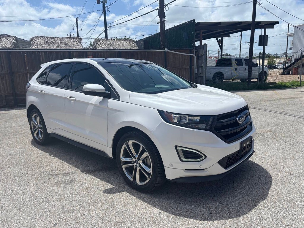 Ford Edge Vehicle Full-screen Gallery Image 02