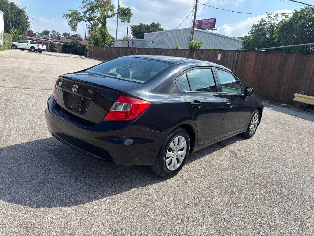 Honda Civic Sedan Vehicle Full-screen Gallery Image 06