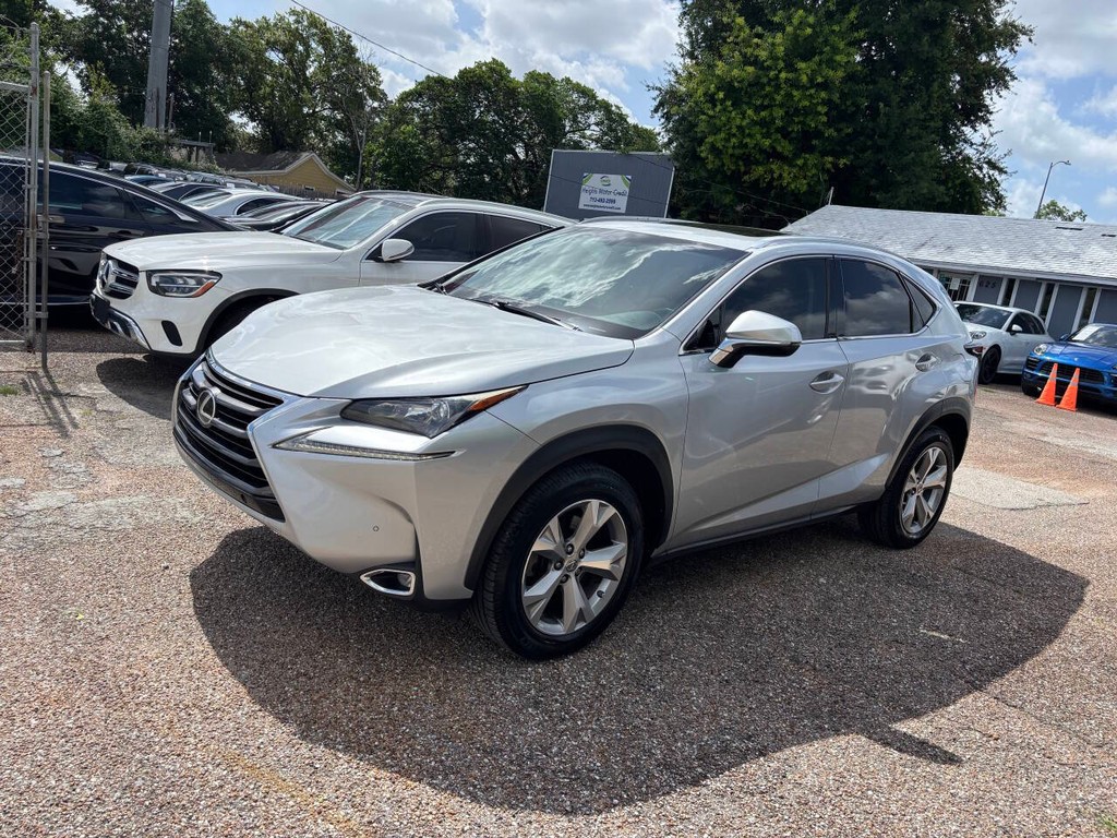Lexus NX Vehicle Full-screen Gallery Image 04