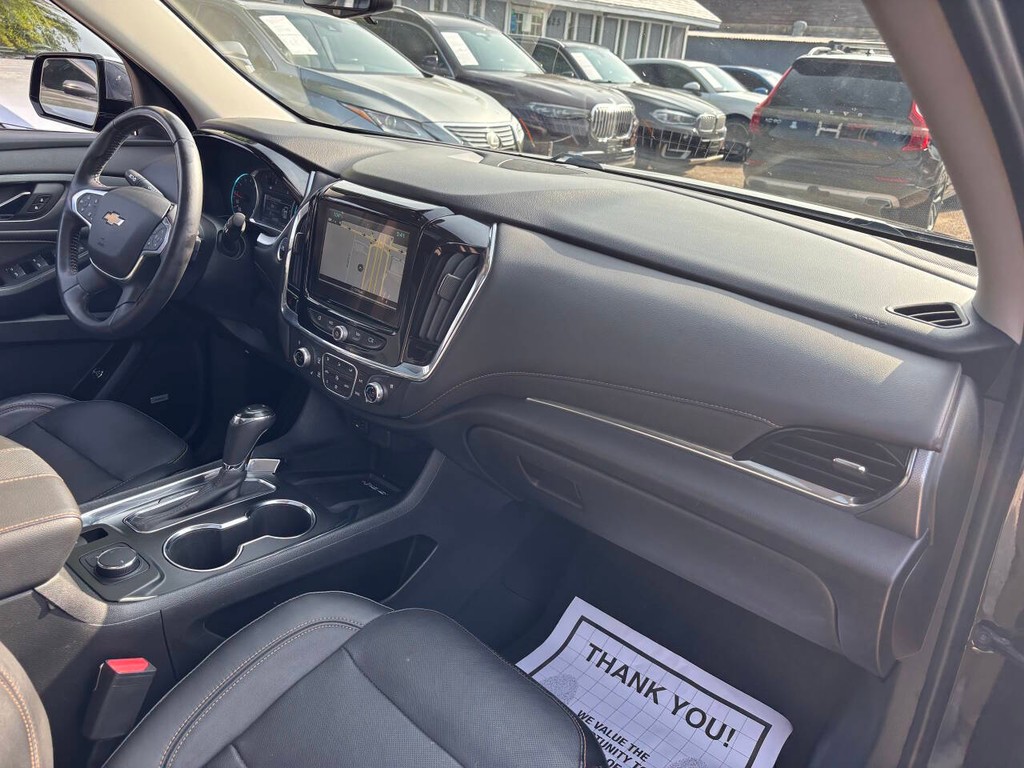Chevrolet Traverse Vehicle Full-screen Gallery Image 11