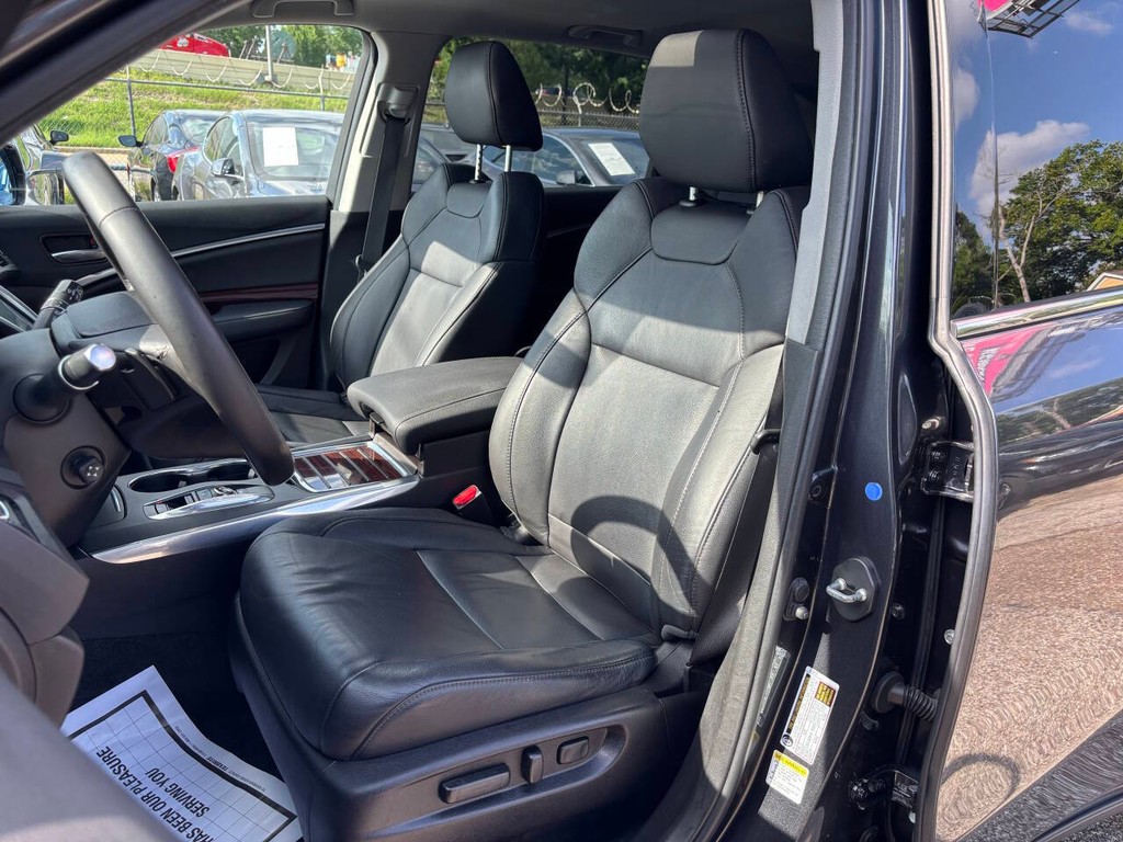 Acura MDX Vehicle Full-screen Gallery Image 08