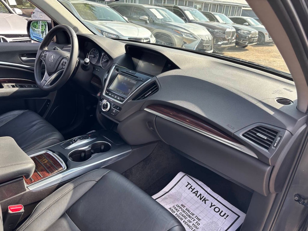Acura MDX Vehicle Full-screen Gallery Image 10