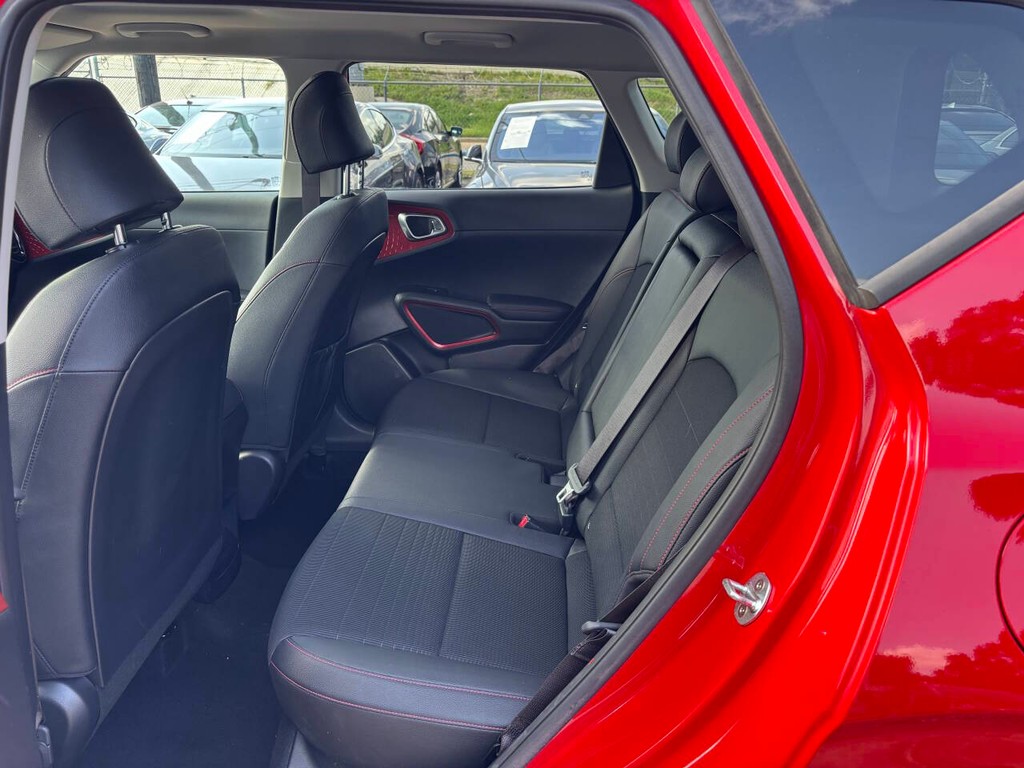 Kia Soul Vehicle Full-screen Gallery Image 13