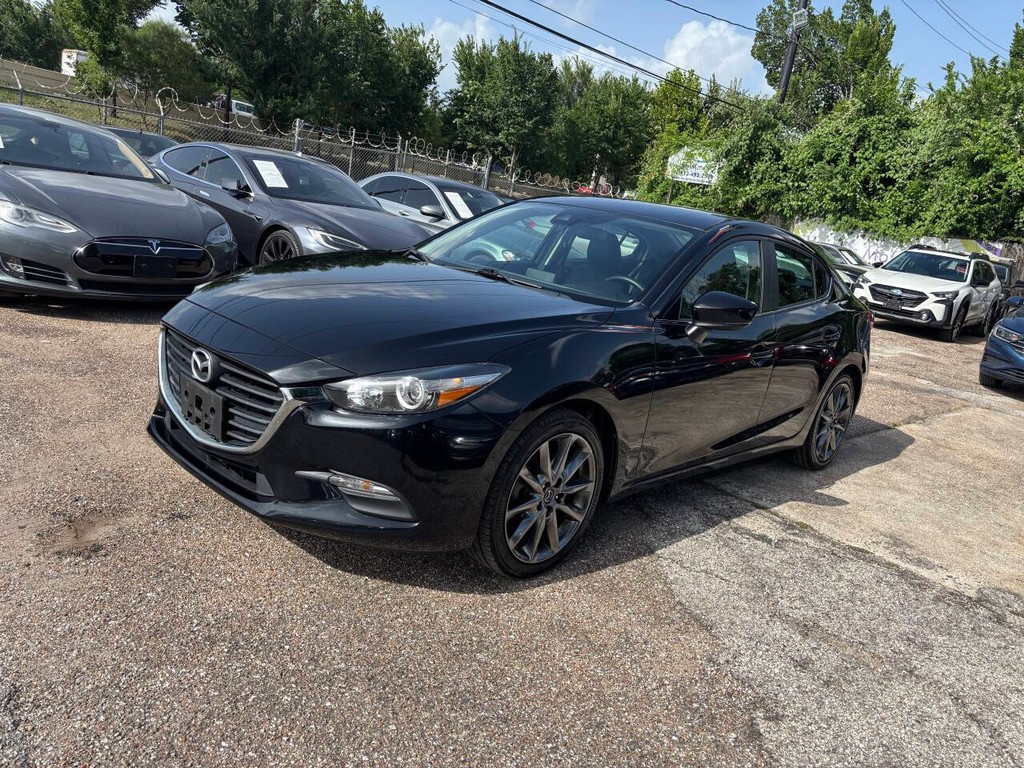 Mazda Mazda3 Sedan Vehicle Full-screen Gallery Image 04