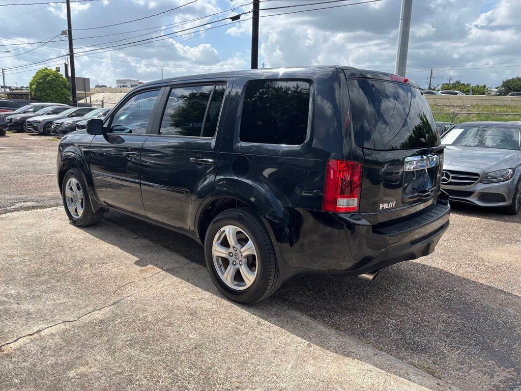 Honda Pilot Vehicle Full-screen Gallery Image 05