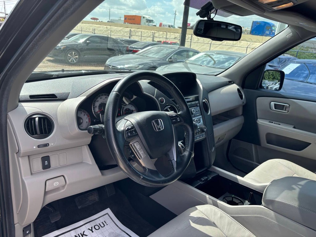 Honda Pilot Vehicle Full-screen Gallery Image 08