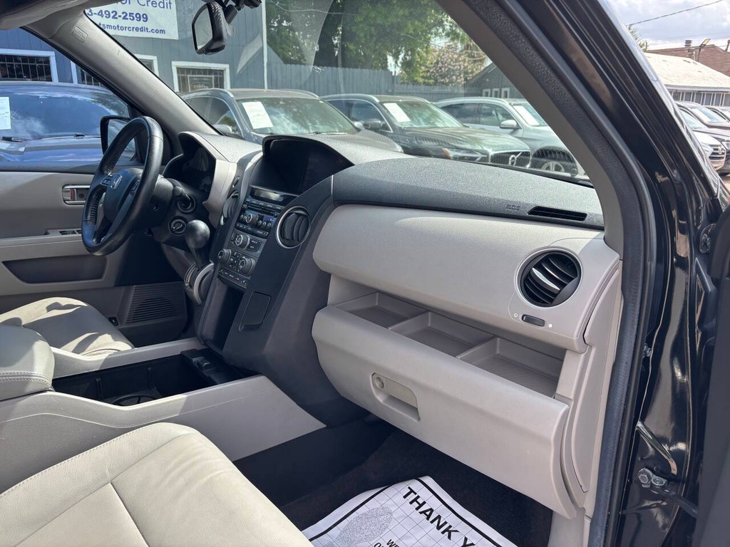 Honda Pilot Vehicle Full-screen Gallery Image 11