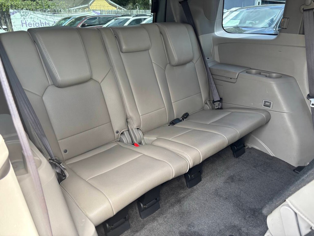 Honda Pilot Vehicle Full-screen Gallery Image 19