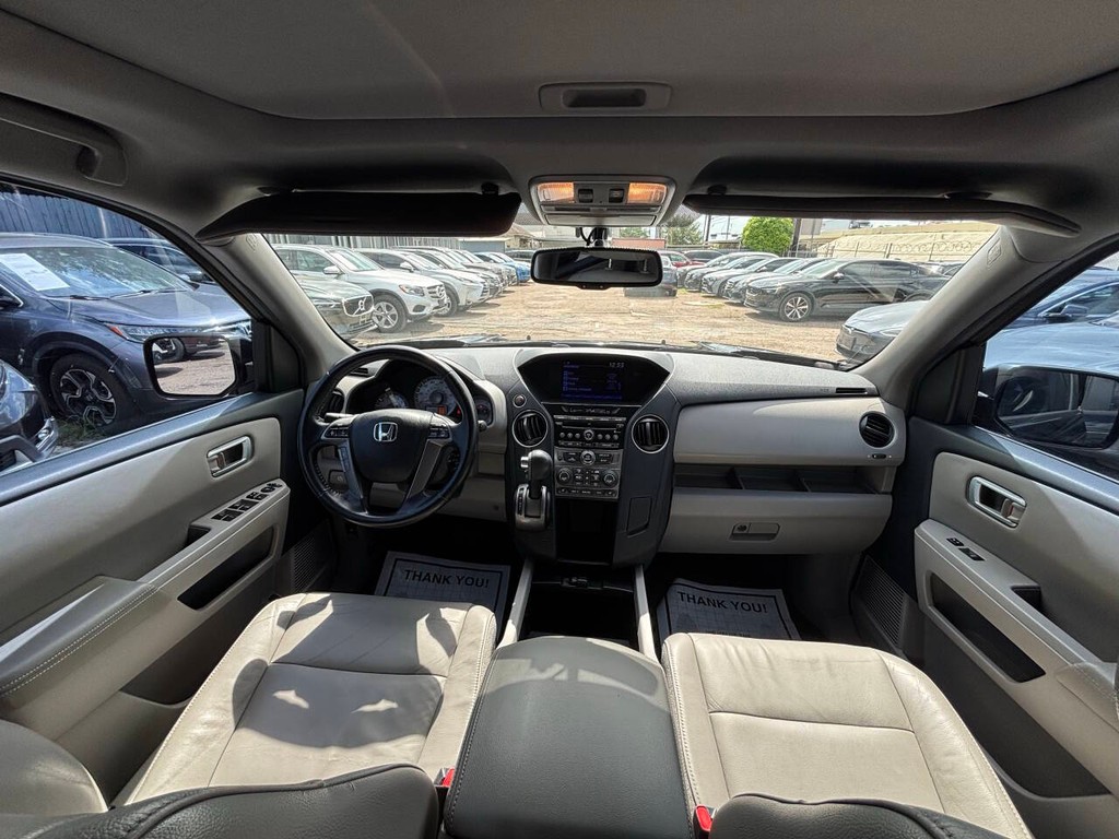 Honda Pilot Vehicle Full-screen Gallery Image 21