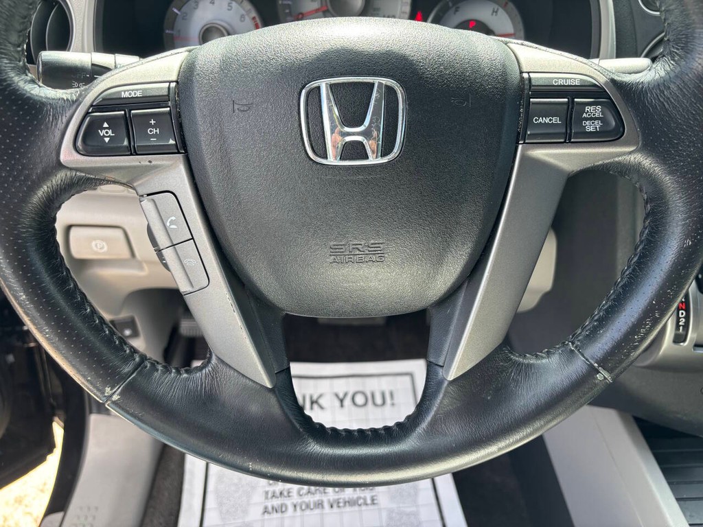 Honda Pilot Vehicle Full-screen Gallery Image 26