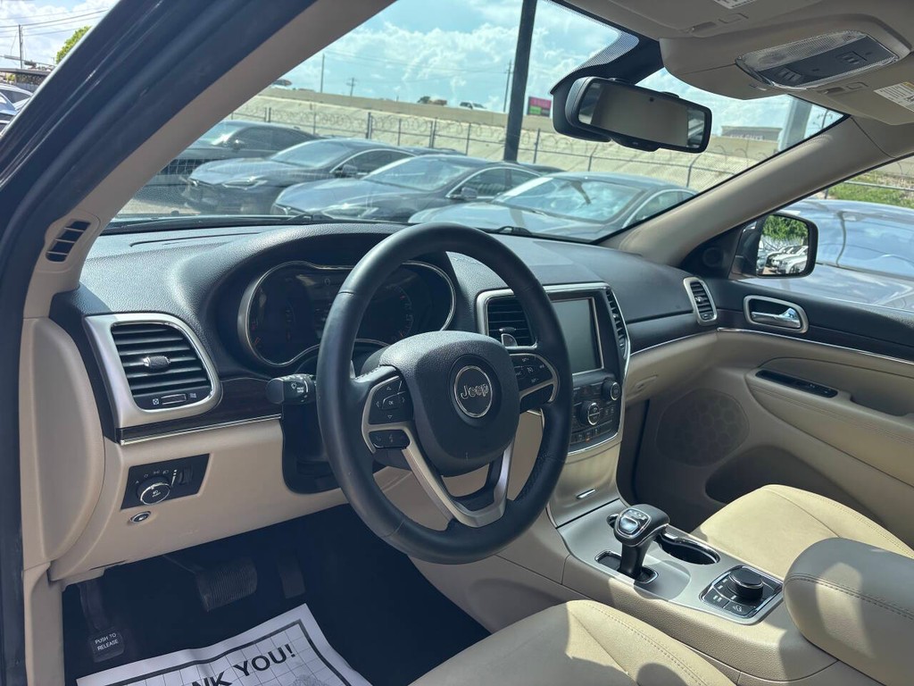 Jeep Grand Cherokee Vehicle Full-screen Gallery Image 07