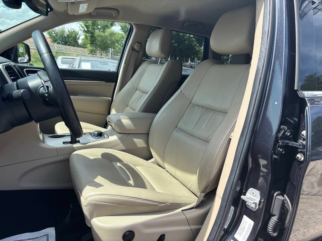 Jeep Grand Cherokee Vehicle Full-screen Gallery Image 08
