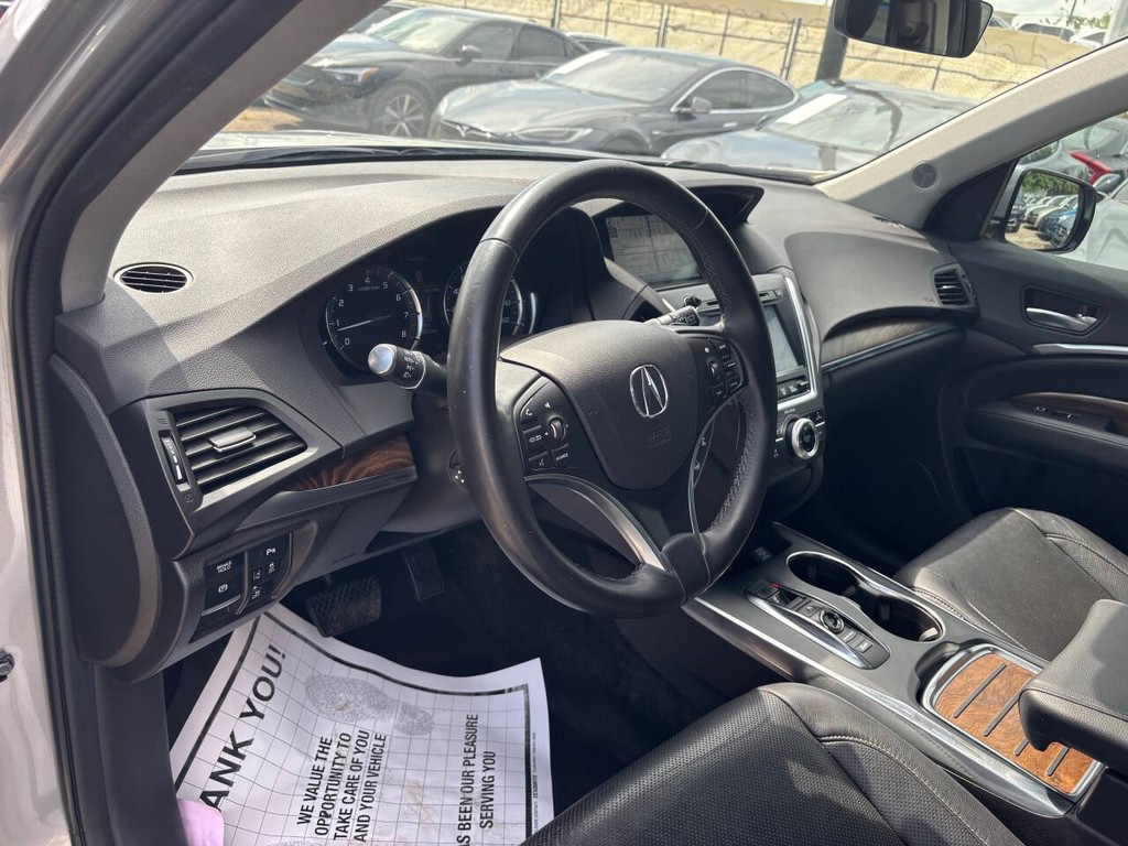 Acura MDX Vehicle Full-screen Gallery Image 07