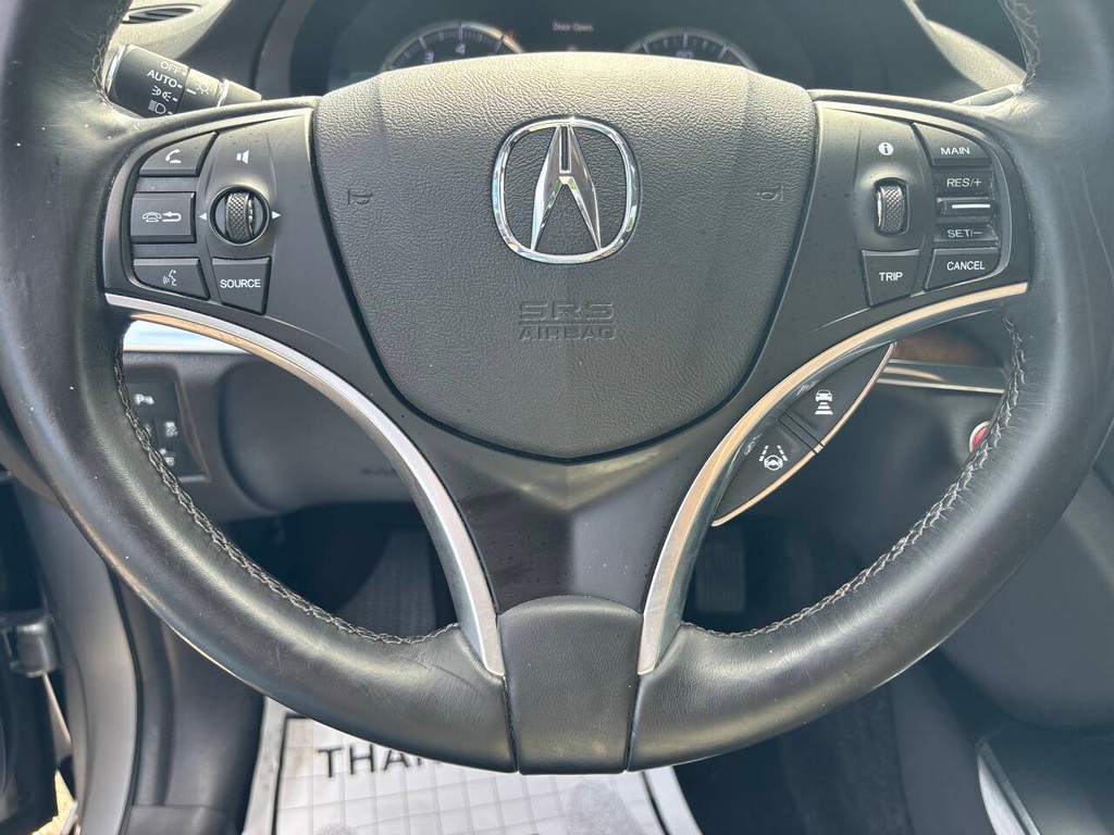 Acura MDX Vehicle Full-screen Gallery Image 28