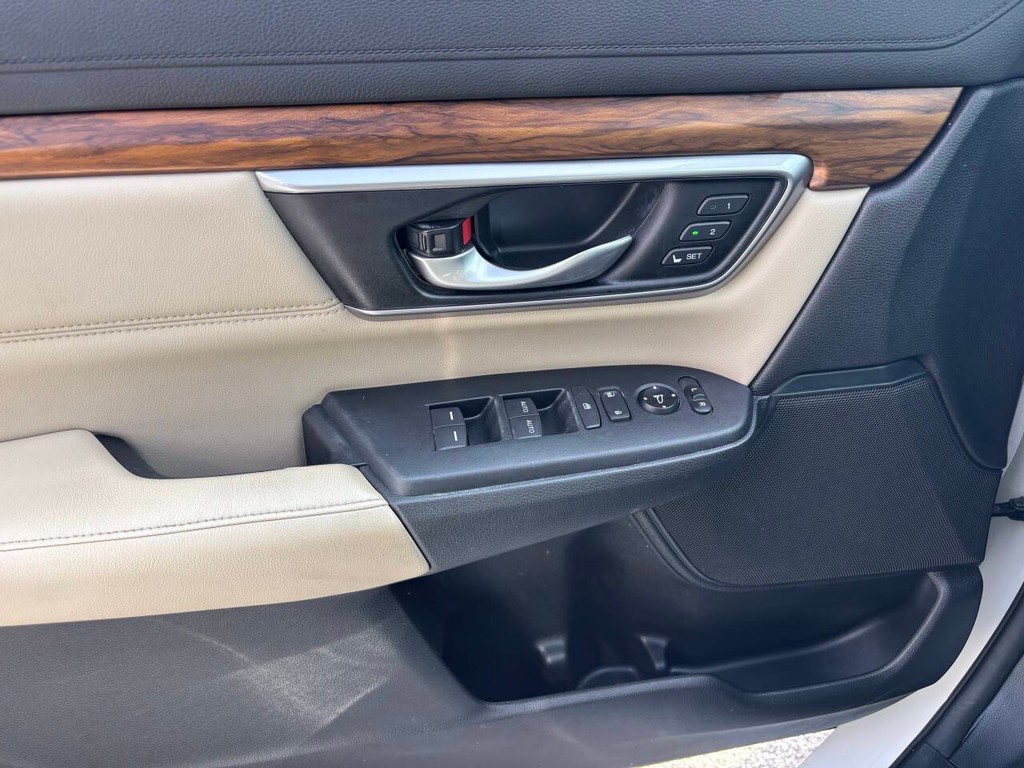 Honda CR-V Vehicle Full-screen Gallery Image 27