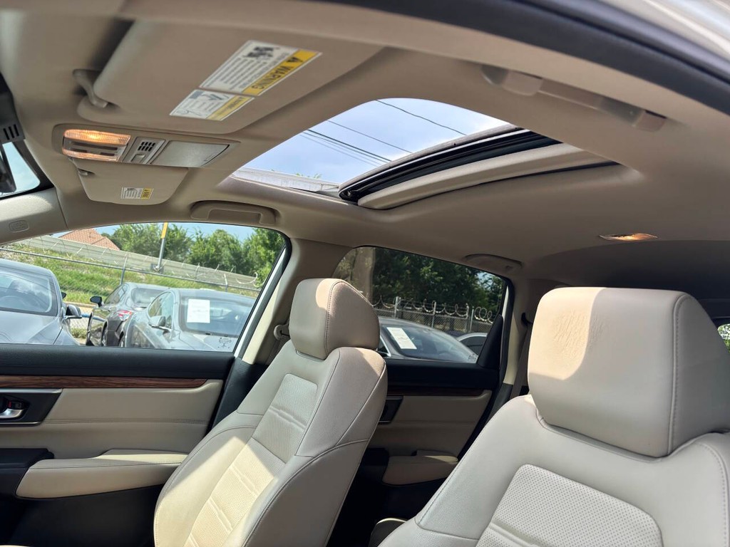 Honda CR-V Vehicle Full-screen Gallery Image 29