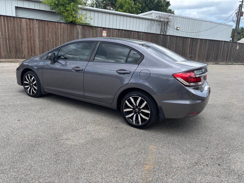 Honda Civic Sedan Vehicle Full-screen Gallery Image 04