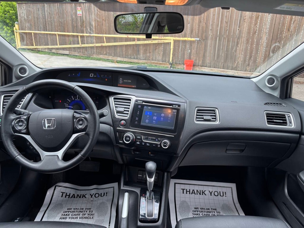 Honda Civic Sedan Vehicle Full-screen Gallery Image 19