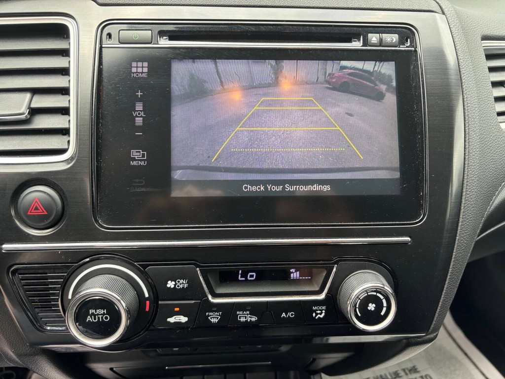 Honda Civic Sedan Vehicle Full-screen Gallery Image 21