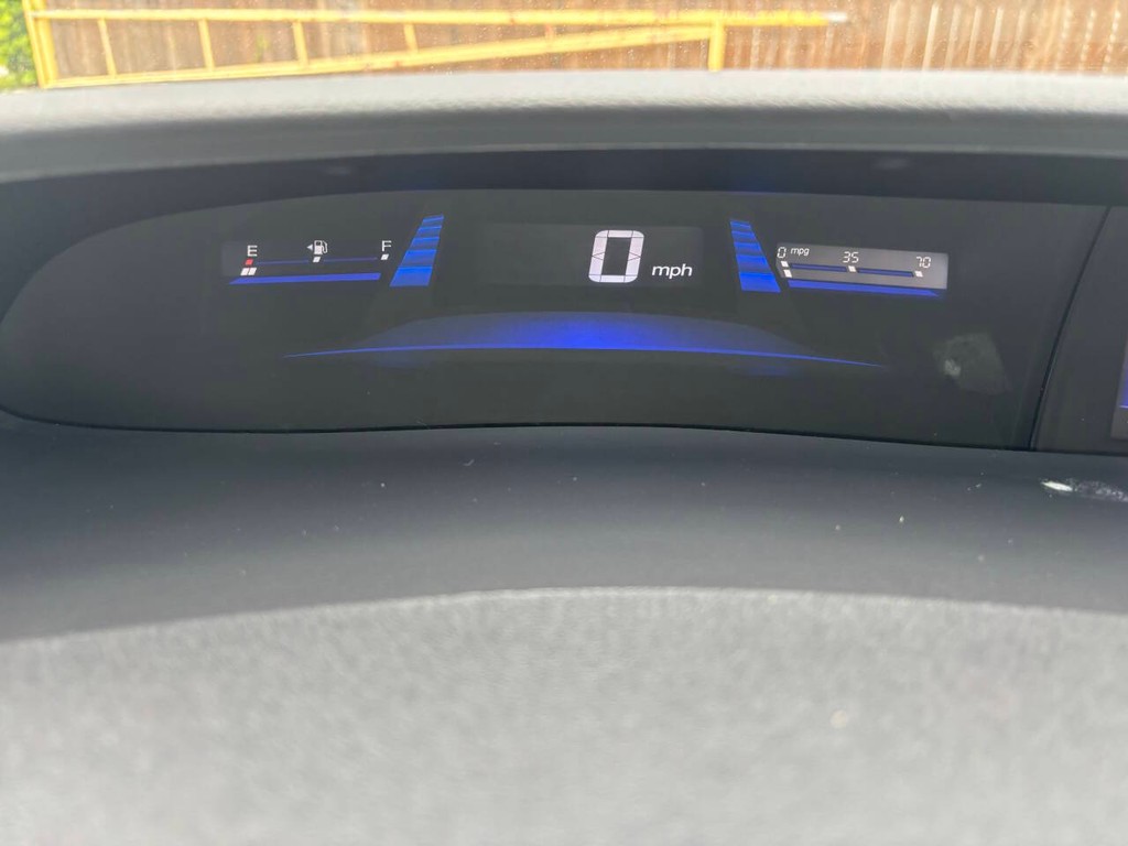 Honda Civic Sedan Vehicle Full-screen Gallery Image 28