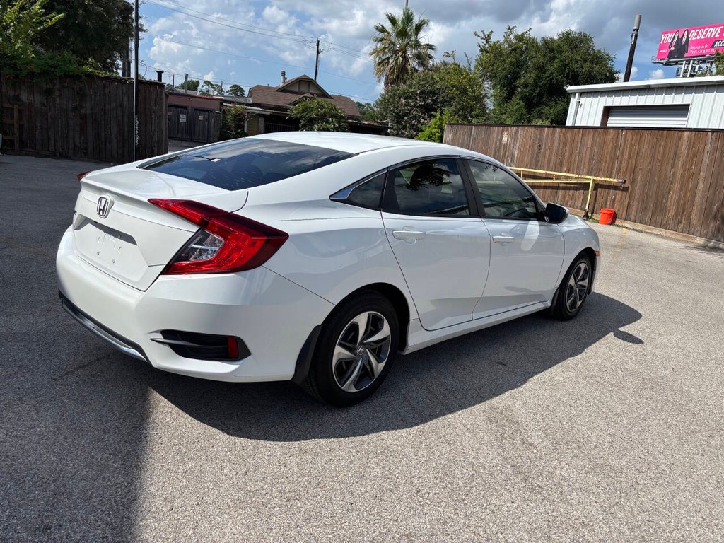 Honda Civic Sedan Vehicle Full-screen Gallery Image 06