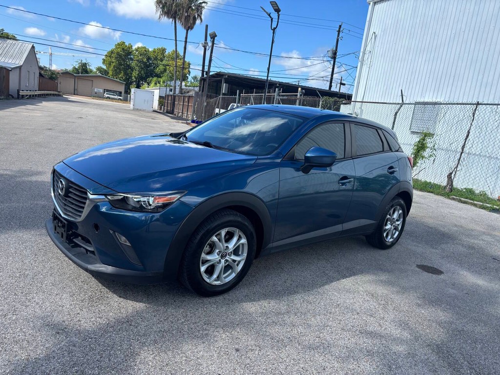 Mazda CX-3 Vehicle Full-screen Gallery Image 03