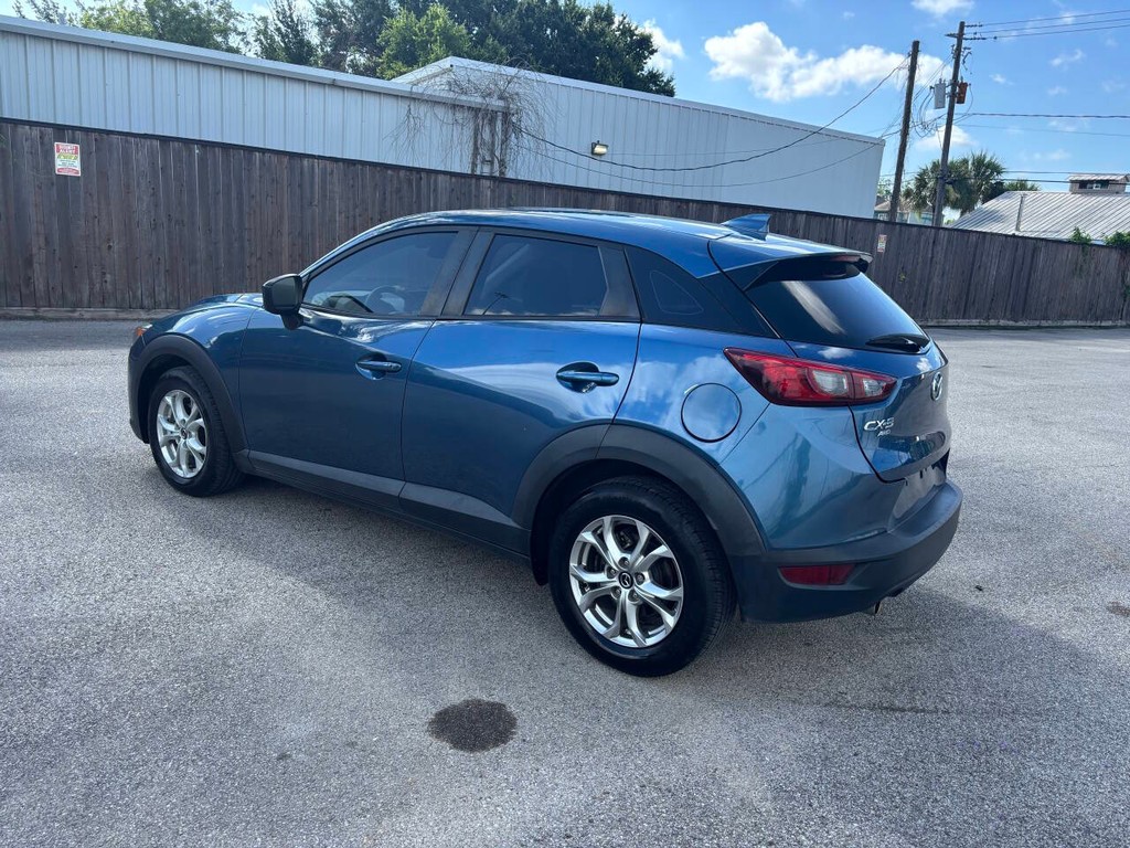Mazda CX-3 Vehicle Full-screen Gallery Image 04
