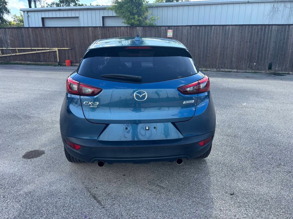 Mazda CX-3 Vehicle Full-screen Gallery Image 05