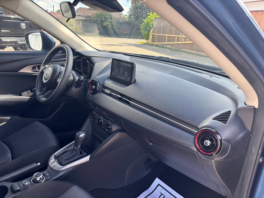 Mazda CX-3 Vehicle Full-screen Gallery Image 10